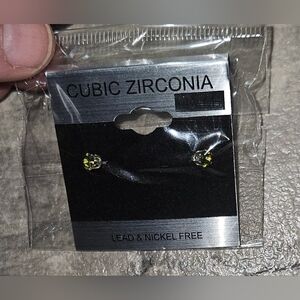 Green Cubic Zirconia Stud Earrings - 4mm- Lead & Nickel Free BNIB